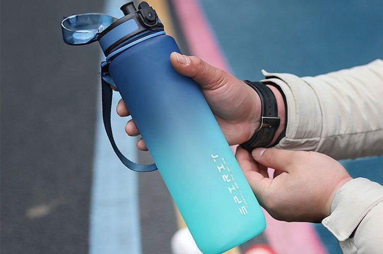 Sports Water Cup for Boys New Summer Portable High Temperature Resistant Fitness Pot Student Outdoor Large Capacity Water Cup